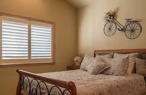 South Lake Tahoe House | LUXURIOUS: Most Magical Mansion/AC/Kids friendly & Accessible for elders