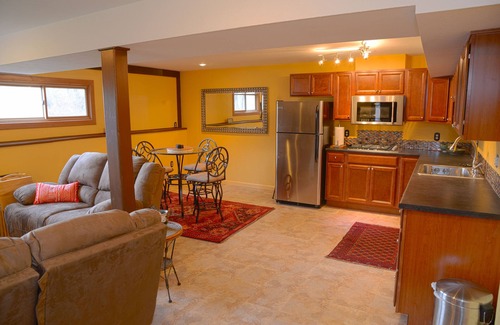 Boulder House | Luxurious Mountain Retreat right outside town of Boulder
