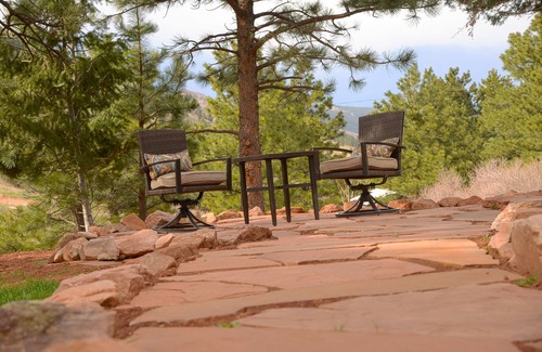 Boulder House | Luxurious Mountain Retreat right outside town of Boulder