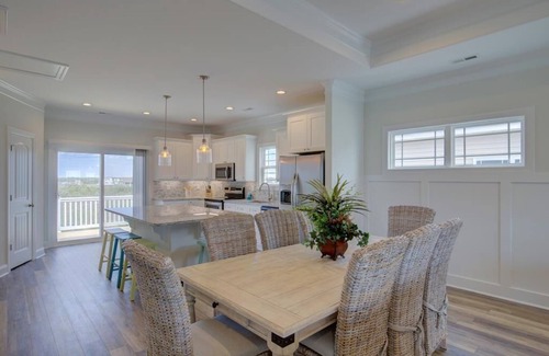 North Topsail Beach House | Luxurious Oceanside w/pool, elevator, 6 BR, steps from the sand and surf