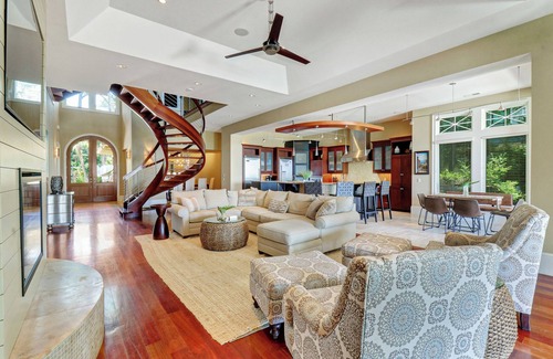 Sea Pines House | Luxurious oceanfront home with private pool with spa