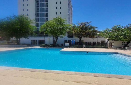 Portmore Apartment | LUXURIOUS OCEAN FRONT 2 BDR APARTMENT