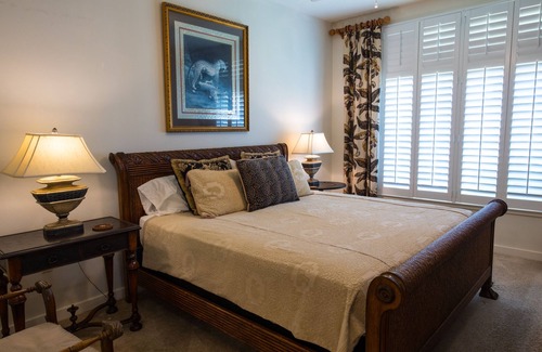 Ko Olina Condo | Luxurious Ocean View Condo - steps from the beach!