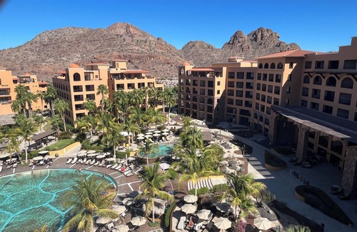 Nopolo Apartment | Luxurious Oceanfront Escape in Loreto’s Natural Paradise