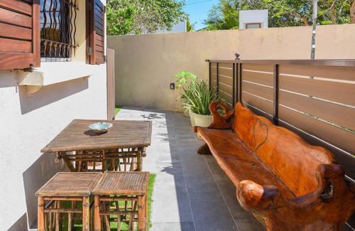 Cap Malheureux Apartment | Luxurious One Bedroom Apartment With Kitchen And Private Garden