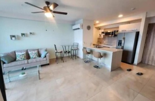 Nueva Gorgona Apartment | luxurious 2 bedroom beachfront apartment