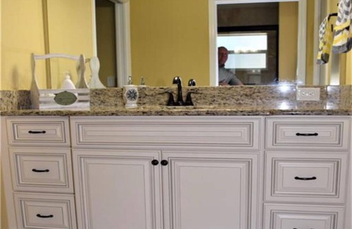 Sebring House | Luxurious race team or sponsor lodging in Sebring Fl heated pool
