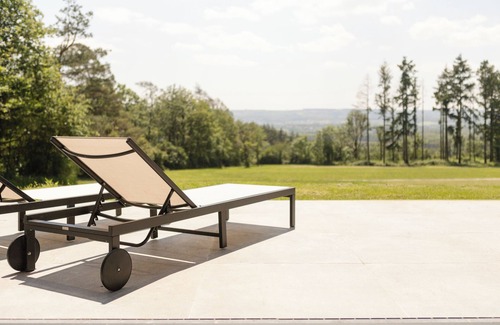 Houyet House | Luxurious, secluded gîte with sauna, summer outdoor pool and bollard - private estate.
