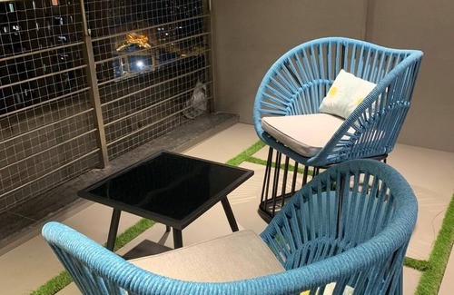 Mahim Apartment | Luxurious Sea View Apartment near Mahim Church, Raheja Hospital, 1BKC.