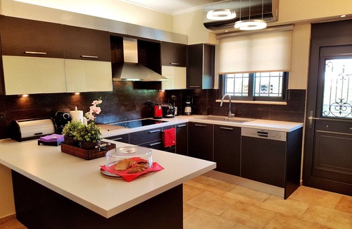 Rio House | Luxurious seaside residence Villa Carlos