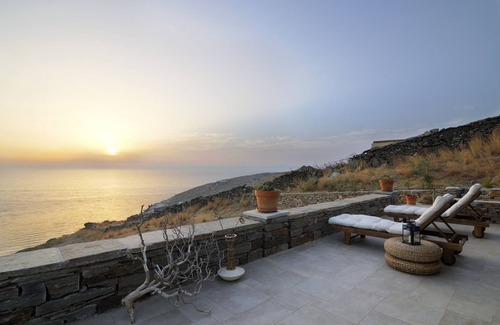 Pisses Villa | Luxurious Seaside Villa, 10-12 person, secluded beach, seaview, ultimate privacy