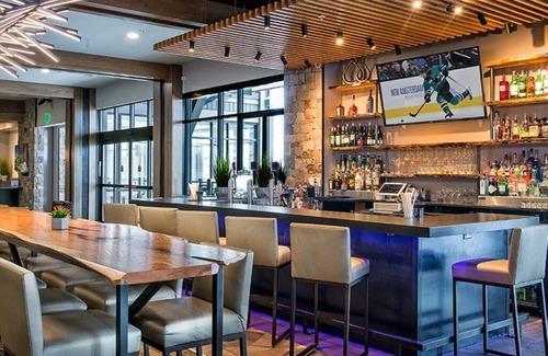 Peak 8 Resort | Luxurious ski-in/ski-out.slope side & just steps from Colorado SuperChair