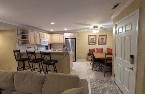 North Park City Condo | Luxurious & Spacious 2BR/2BA Condo