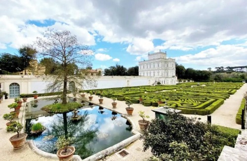 Quartiere XIII Aurelio Apartment | Luxurious & Spacious Apartment with Unique Amenities near Vatican