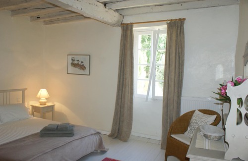 Venes Other | Luxurious Stone Farmhouse nr Albi, Private Pool, huge Park, close Amenities