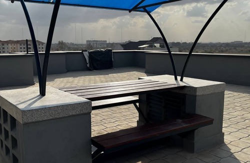 Mlolongo Apartment | *LUXURIOUS STUDIO APARTMENT - 10 MINUTES FROM JKIA/SGR!*
