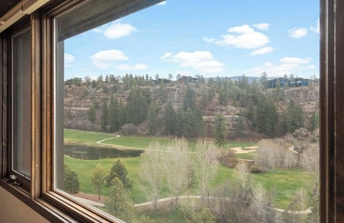 Purgatory Condo | Luxurious studio condo in lovely Durango, Colorado. Stay and Play year round.