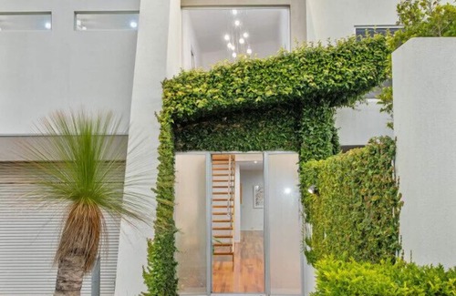 Ocean Grove House | Luxurious Terrace Hideaway with Heated Pool
