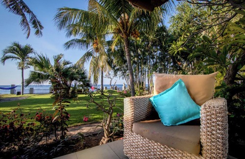 Bukti Villa | Luxurious & Tranquil Beachfront Oasis ~ snorkeling