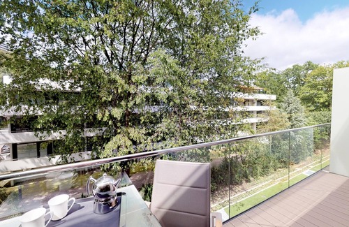 Timmendorfer Strand Apartment | Luxurious vacation apartment with sauna and balcony. Dogs welcome & very close to the beach!
