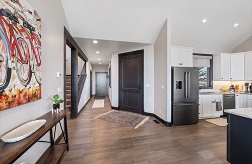 Montrose Villa | Luxurious Villa on Bridges golf course, only an hour from Telluride