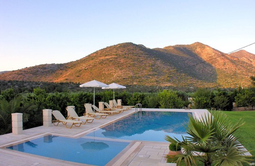 Melidoni Villa | Luxurious villa with huge garden & private Heated pool in paradise environment