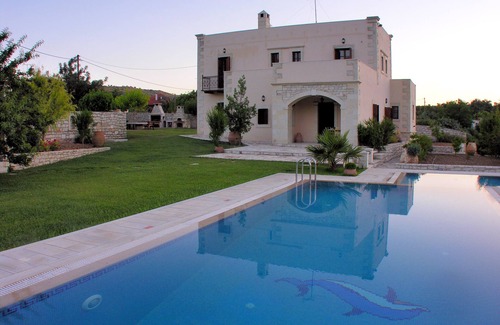 Melidoni Villa | Luxurious villa with huge garden & private Heated pool in paradise environment