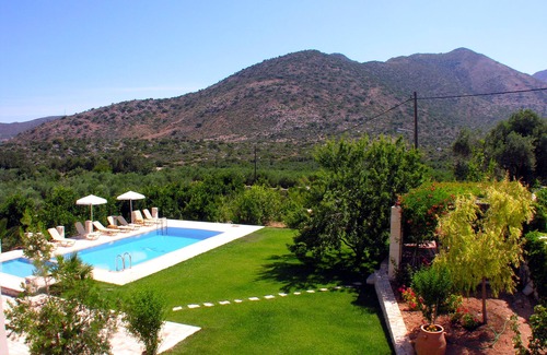 Melidoni Villa | Luxurious villa with huge garden & private Heated pool in paradise environment