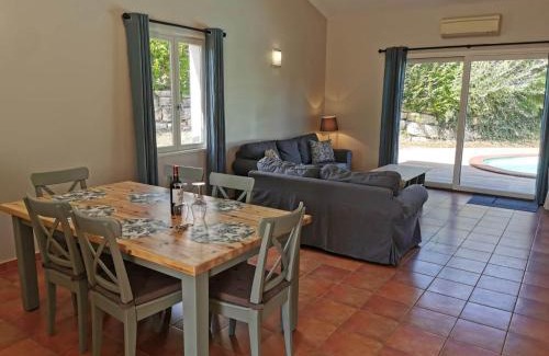 Chalais House | Luxurious villa with terrace in the rural Chalais