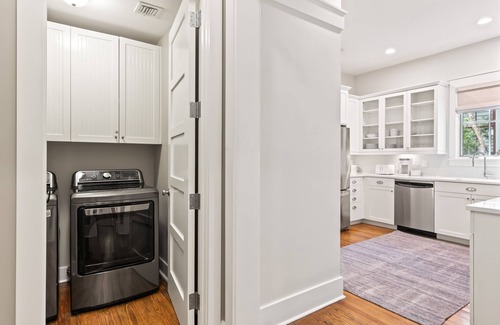 Cottage District House | Luxurious WaterColor House Minutes From Seaside and the Beach!