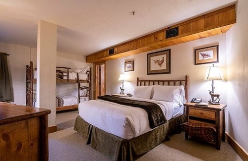 Lake Placid Resort | Luxurious Whiteface Lodge Two Bedroom Suite
