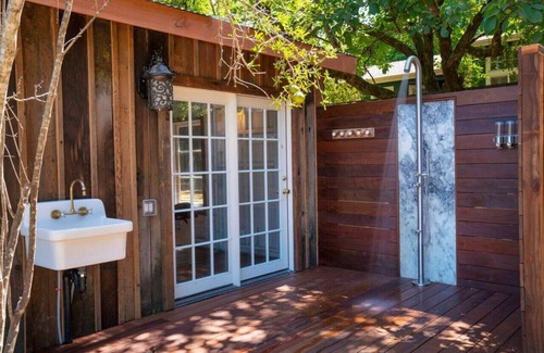 Geyserville House | Luxurious Wine Country Estate