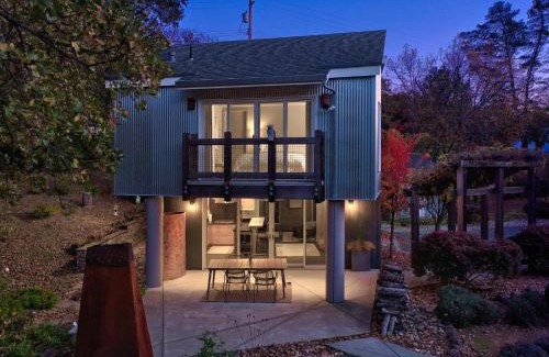 Geyserville House | Luxurious Wine Country Oasis A Wine Country Escape