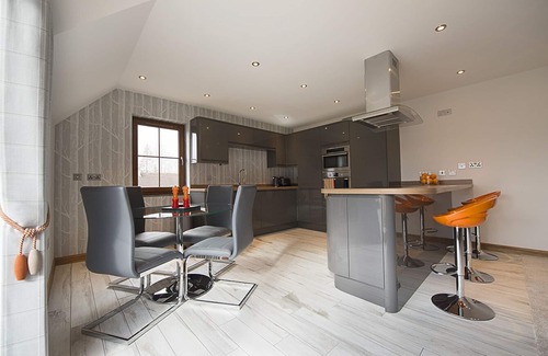 Torlundy Apartment | Luxuriously appointed apartment with stunning views