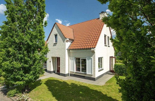 Municipality of Valkenburg aan de Geul Villa | Luxury 10-person villa - Extra accessible in the holiday park Landal Kasteeldomein De Cauberg