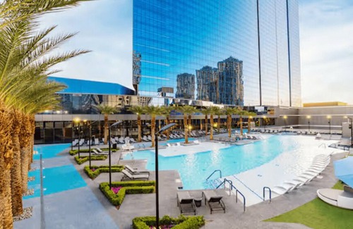 Las Vegas Resort | Luxury 1BR Elara Suite Vegas Strip Next to Arenas, Stadiums & Miracle Mile Shops