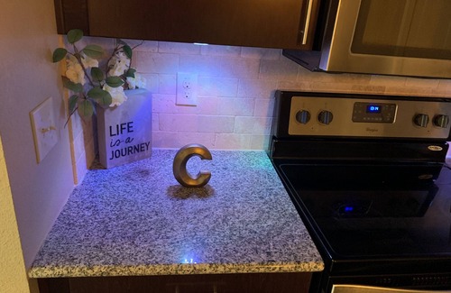 Spring Branch East Apartment | Luxury 1BR w/King Size Bed in Perfect Location