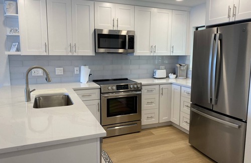 Wesley Chapel Condo | Luxury 2 BDRM Condo in Gated Golf Course Community ~ Water/Golf Course views