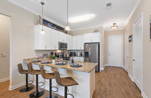 Southside Apartment | Luxury 2 Bed/2 Bath with Resort Style Amenities