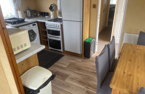 Aberystwyth Cabin | Luxury 2 bed caravan with Sea Viev in clarach bay