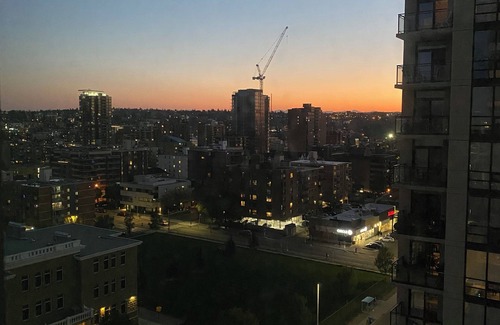 Connaught Condo | Luxury 2 bedroom, 2 bath condo in the beautiful west end of downtown Calgary.