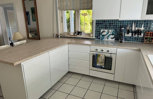 Jolly Harbour Villa | Luxury 2 Bedroom Villa 'Serenity' - Superb Deck and Garden - 3 mins South Beach