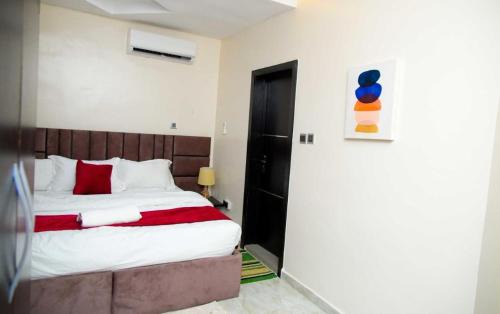 Lagos Apartment | Luxury 2 bedroom magodo