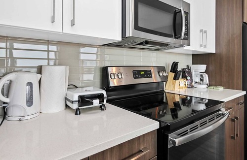 West End Apartment | Luxury 2 Bedrooms apt TD garden, the house of Celtics & Bruins