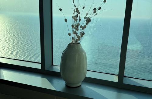 Rumailah Apartment | Luxury 2 bedrooms front beach sea view amazing WiFi, gym, pool, sauna, hammam