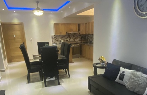 Los Rios Condo | Luxury 2 beds apt. Pool+Gym. Near CIPLA and CCEP