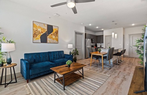 Stony Ridge North Apartment | Luxury 2BD/2BA Next to Airport 8439