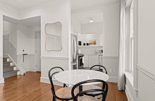 Center City Apartment | Luxury 2BD Rittenhouse Sq. | Hosted By Stay Rafa