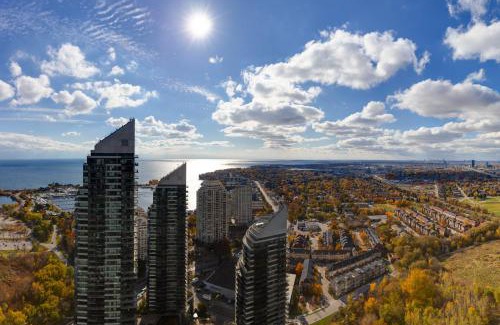 Humber Bay Apartment | *Luxury 2BR-2BA, High Floor, Unobstructed Lake View*