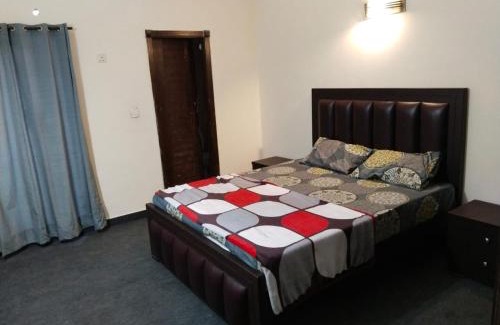 E-11 Sector Apartment | Luxury 2BR Family Apt/Wi-Fi/Netflix